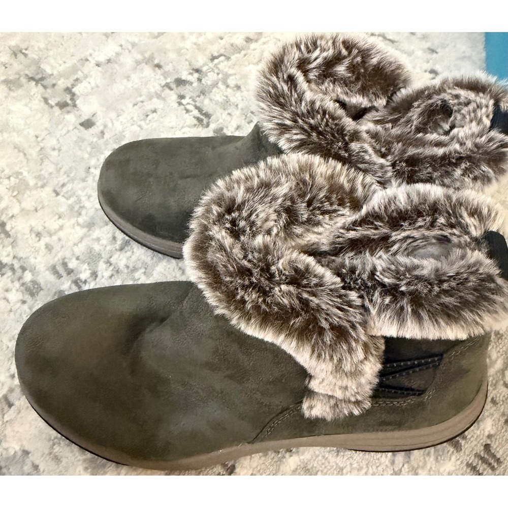 Clarks Cloudsteppers Dark gray Faux Fur Trim Ankle Boots Womens 7M